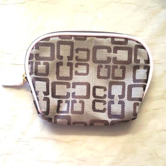 Chic Geometric Patterned Cosmetic Bag - Picture 1 of 10